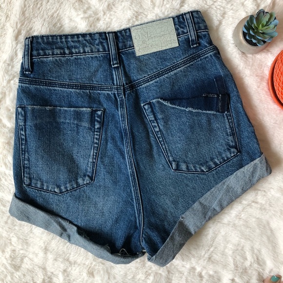 One Teaspoon High Waisted Bandits Denim Shorts - Picture 3 of 12